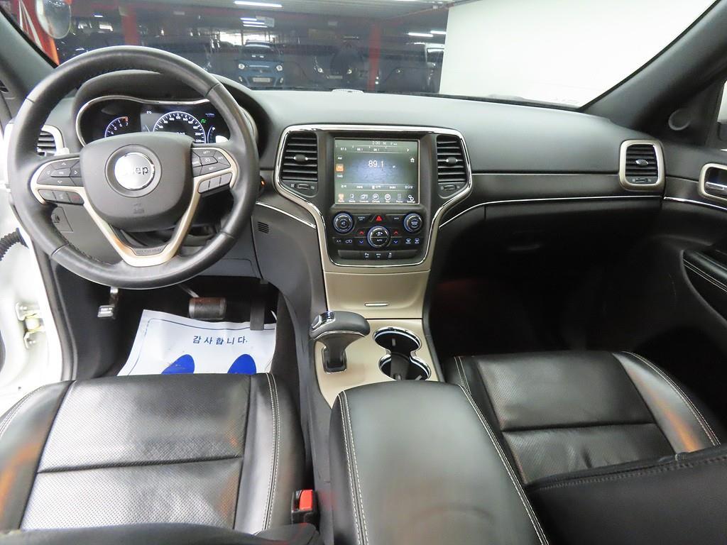 Jeep Cherokee - Vista 7