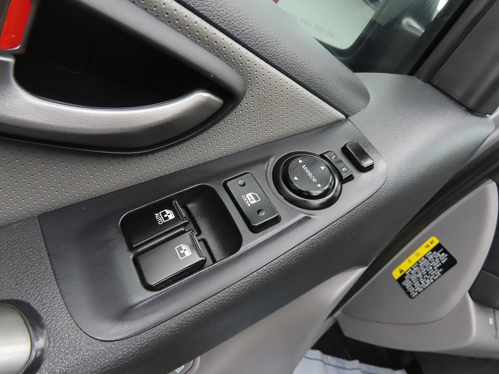 HYUNDAI Starex - Vista 11