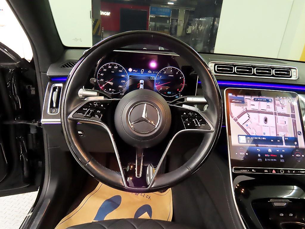 Mercedes Benz S Class - Vista 9