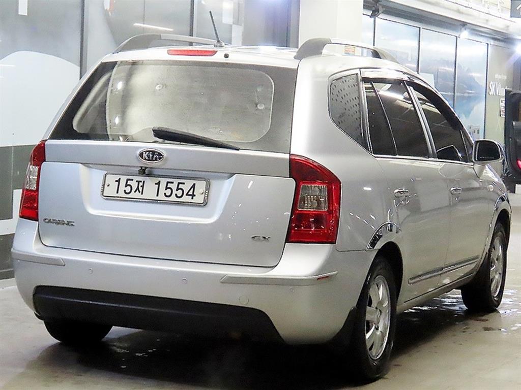 KIA Carens - Vista 4