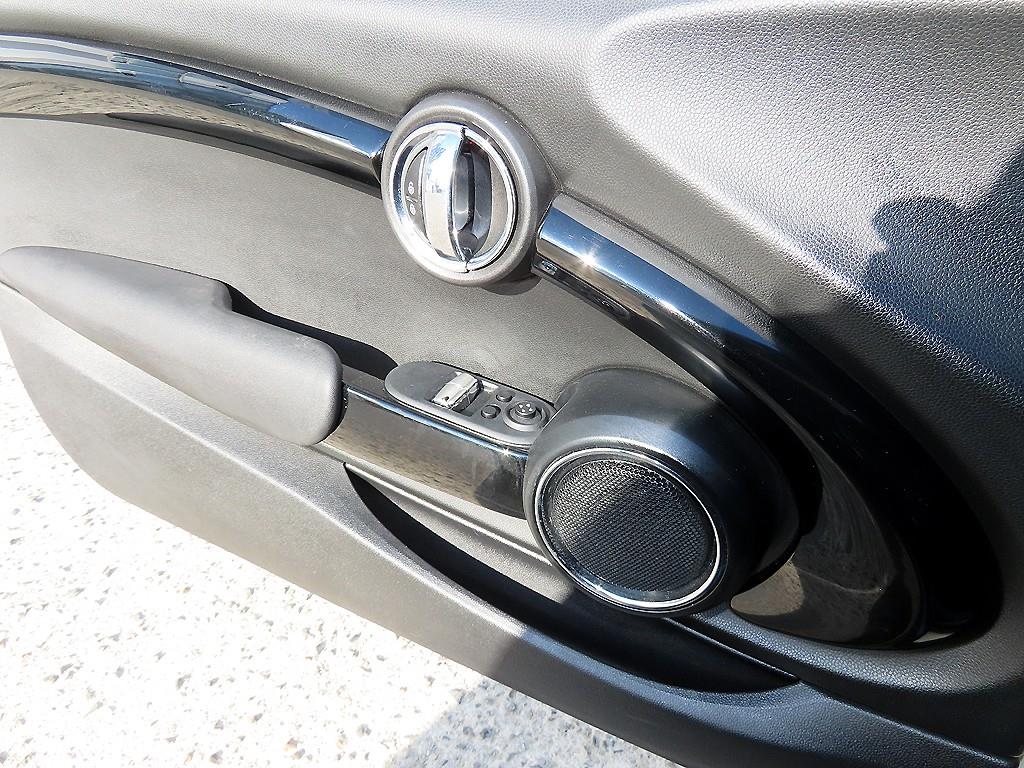 Mini Cooper - Vista 12