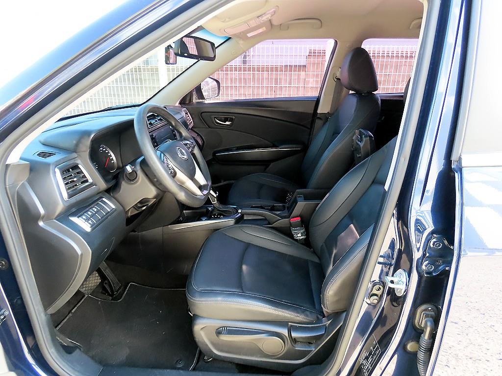 Ssangyong Tivoli - Vista 5