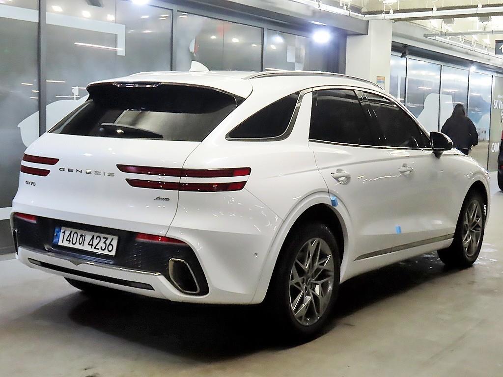Genesis GV70 - Vista 4