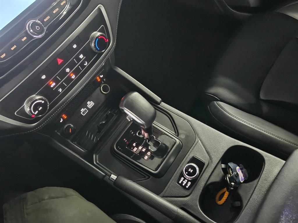 Ssangyong Rexton - Vista 11