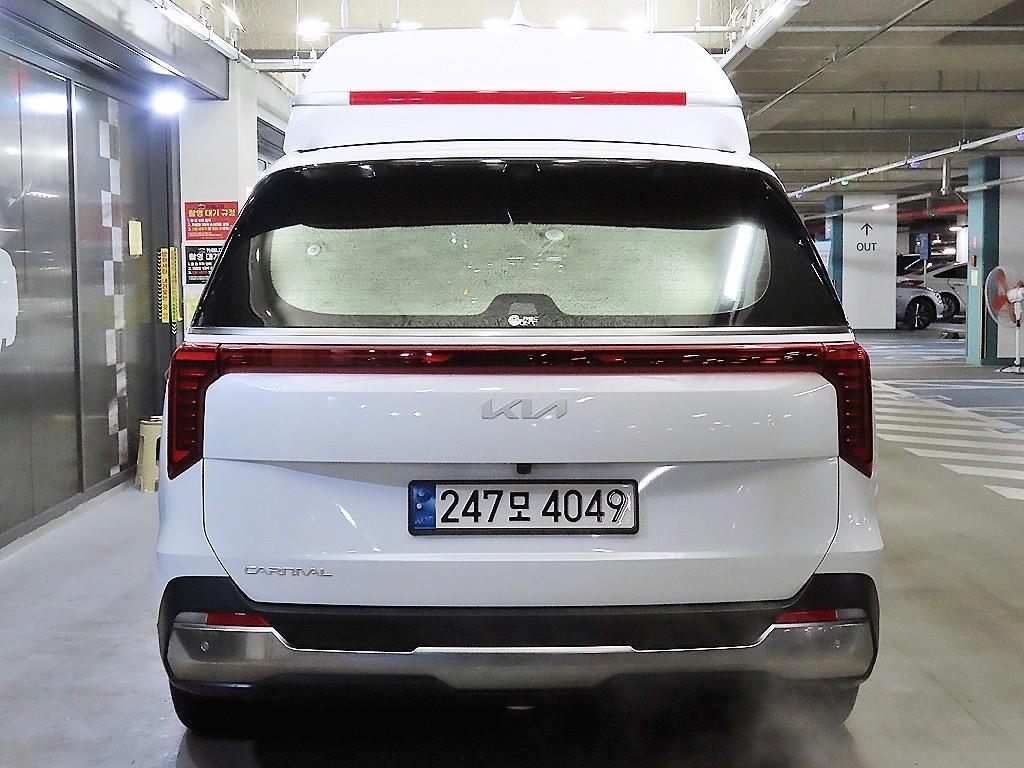KIA Carnival - Vista 5