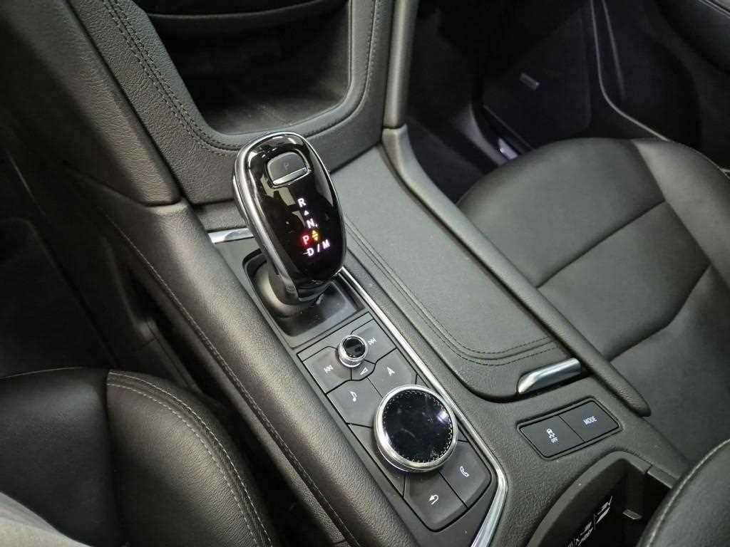 Cadillac XT5 - Vista 8