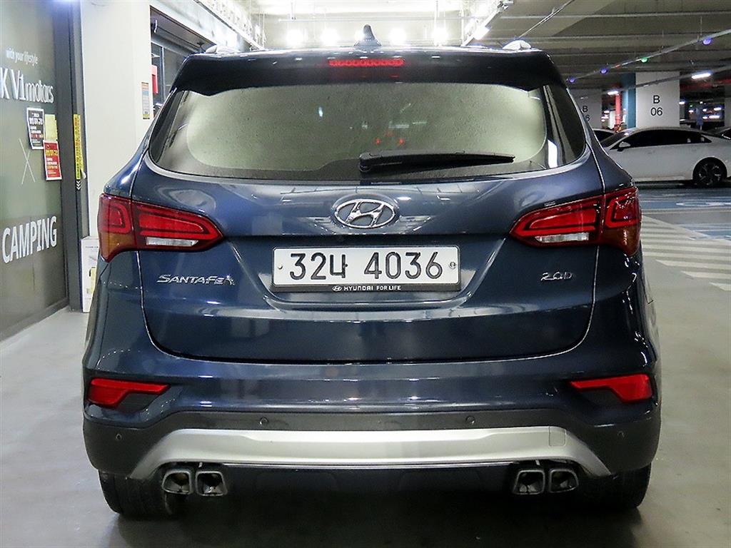 HYUNDAI Santa Fe - Vista 5