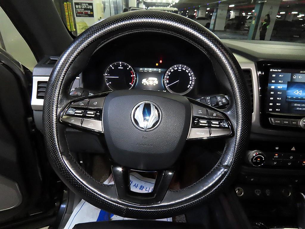 Ssangyong Rexton - Vista 8