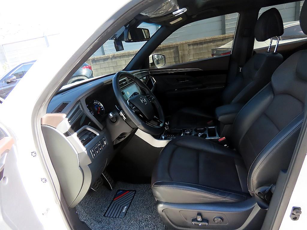 Ssangyong Korando - Vista 5