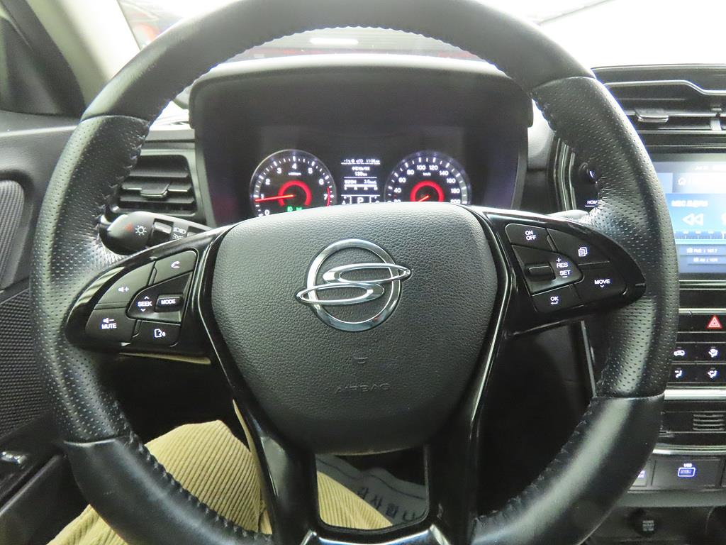 Ssangyong Tivoli - Vista 8