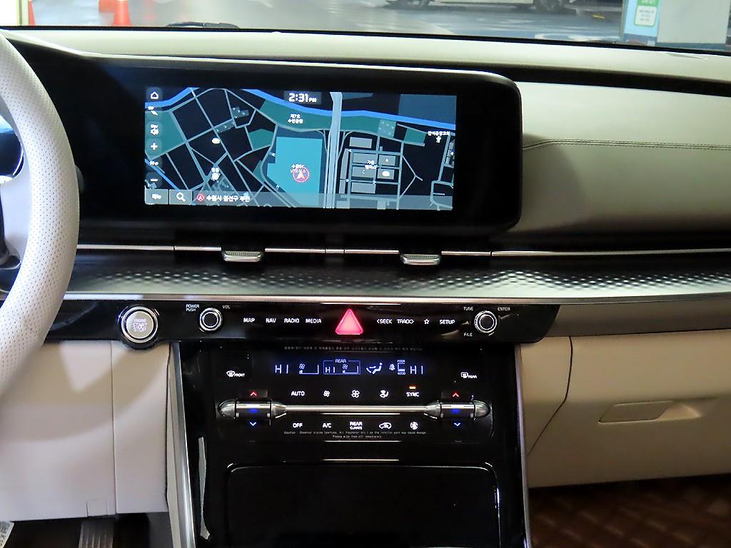 KIA Carnival - Vista 11