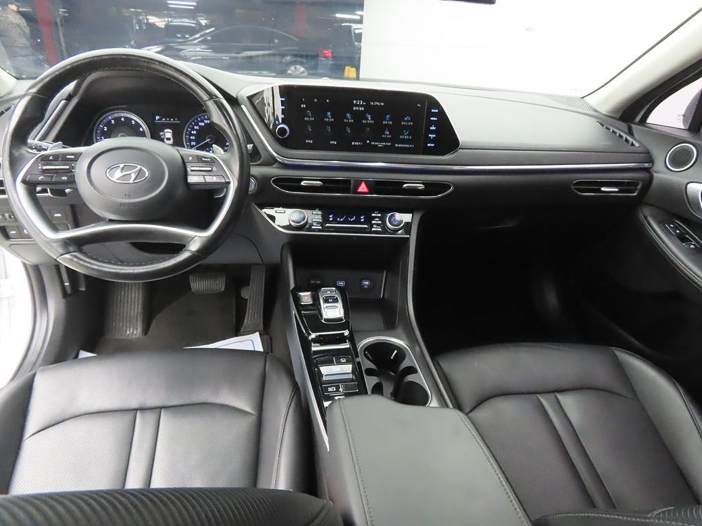 HYUNDAI Sonata - Vista 7