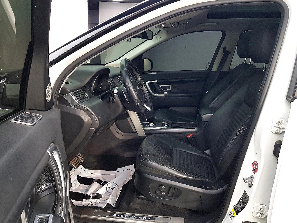 Land Rover Discovery Sports - Vista 8