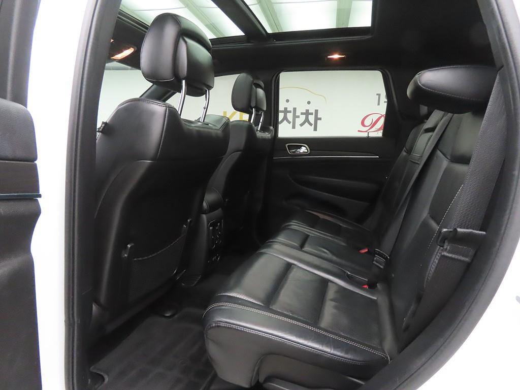 Jeep Cherokee - Vista 6