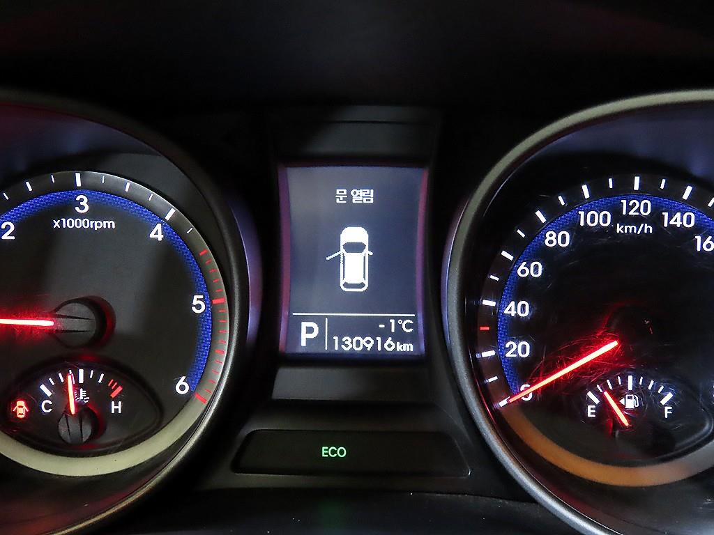 HYUNDAI Maxcruz - Vista 9