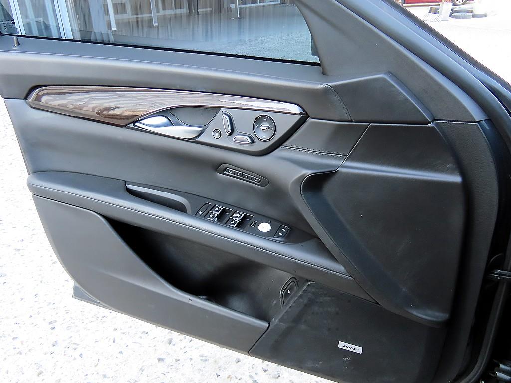 Cadillac CT6 - Vista 12