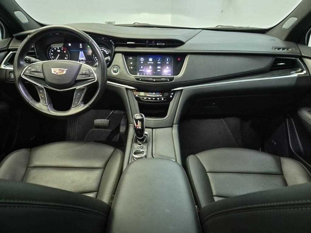 Cadillac XT5 - Vista 7