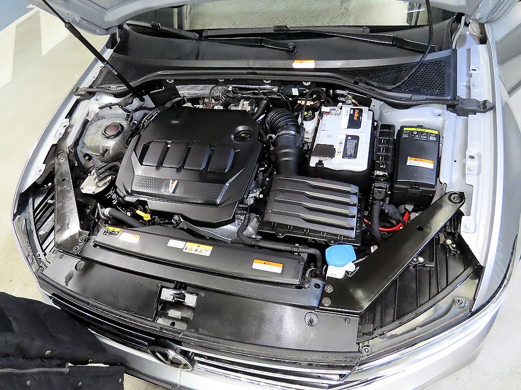 Volkswagen Passat 2022 Gris - Importación desde Corea - HF Imports Iquique - Foto 17