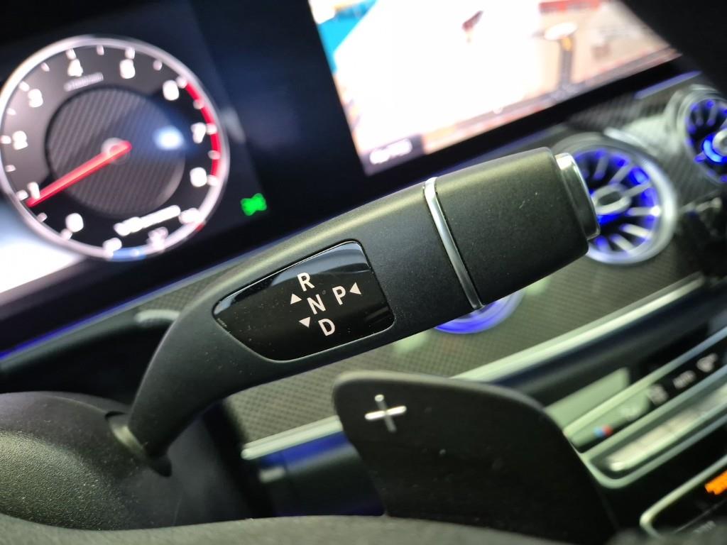 Mercedes Benz CLS Class - Vista 8