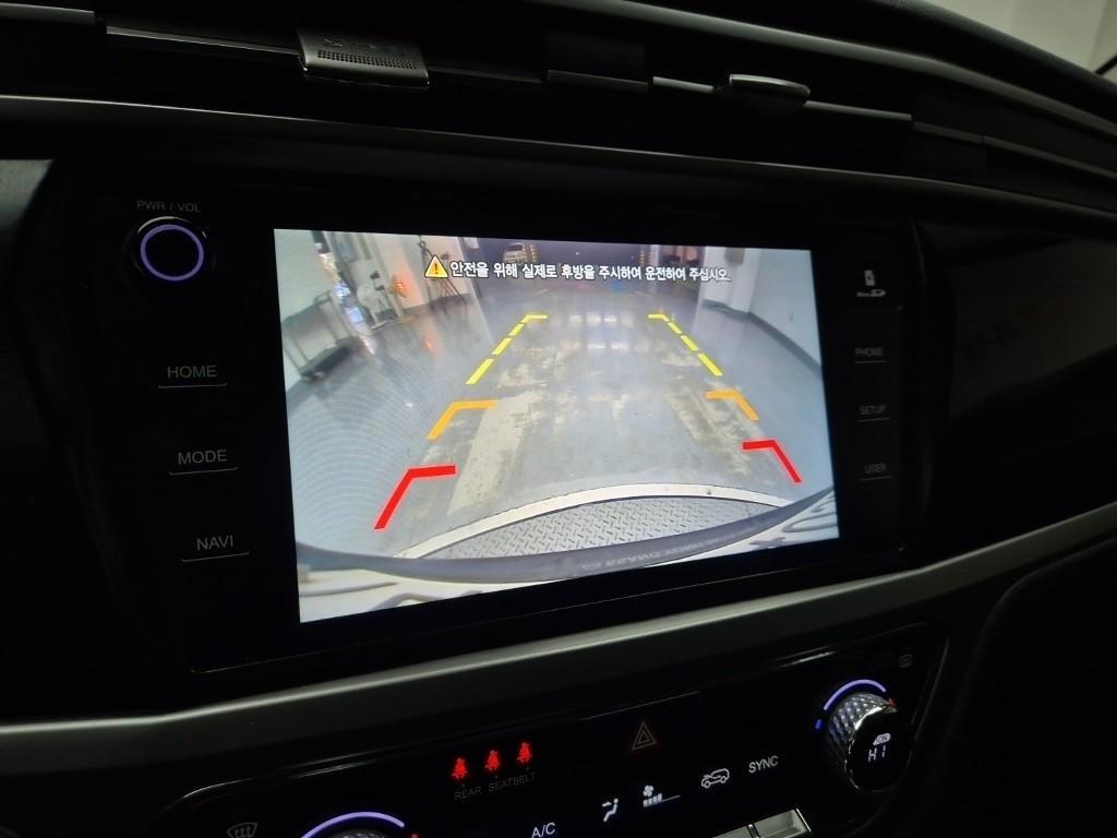 Ssangyong Korando - Vista 12