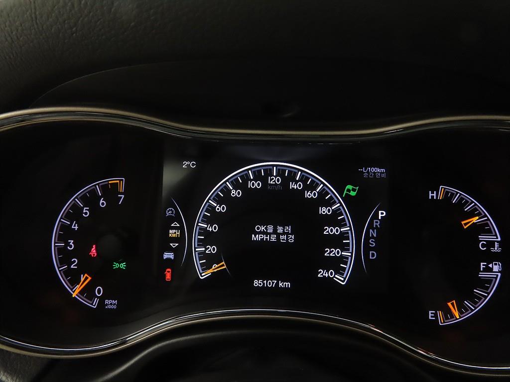 Jeep Cherokee - Vista 9