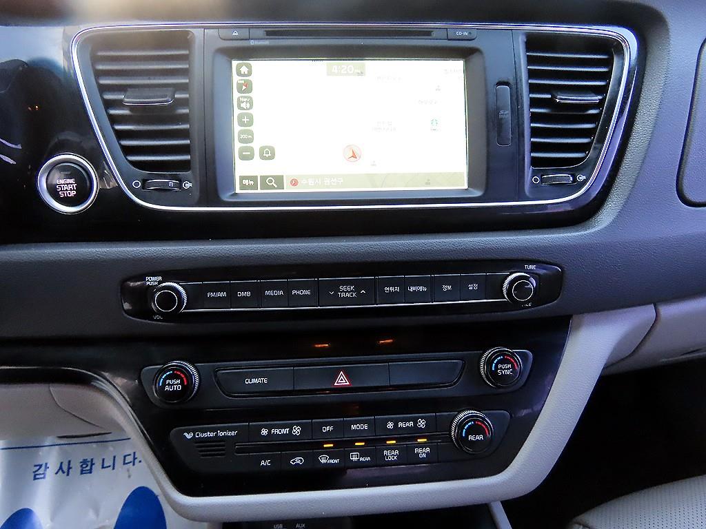 KIA Carnival 2015 Gris - Importación desde Corea - HF Imports Iquique - Foto 14