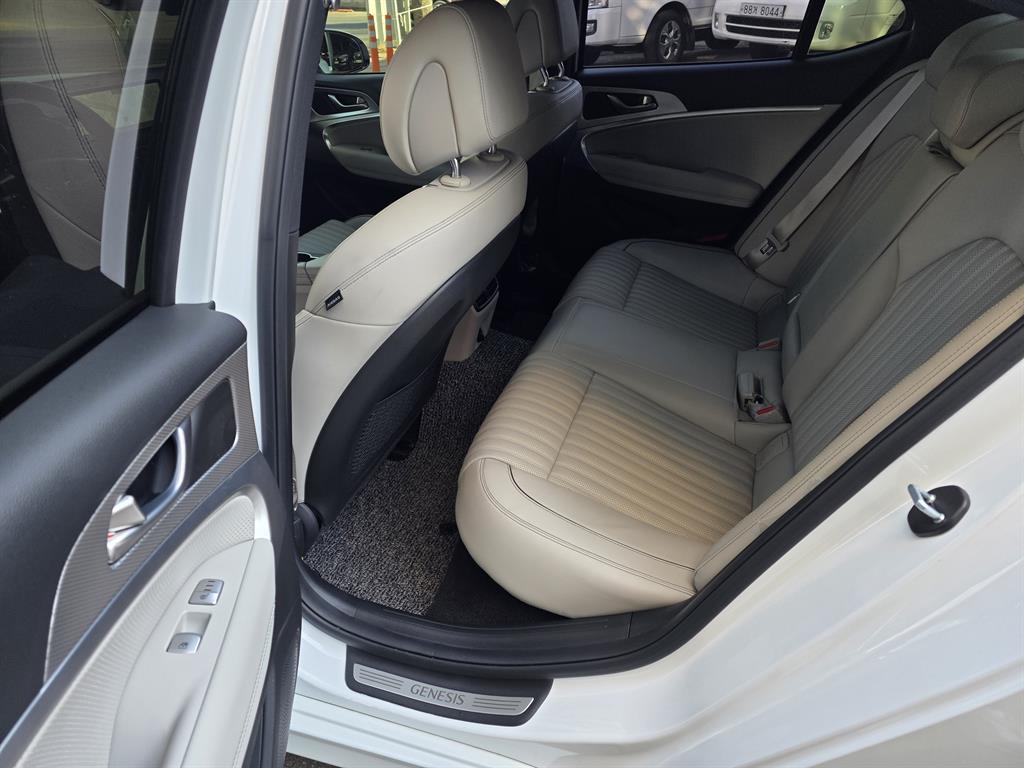 Genesis G70 2021 Blanco - Importación desde Corea - HF Imports Iquique - Foto 14