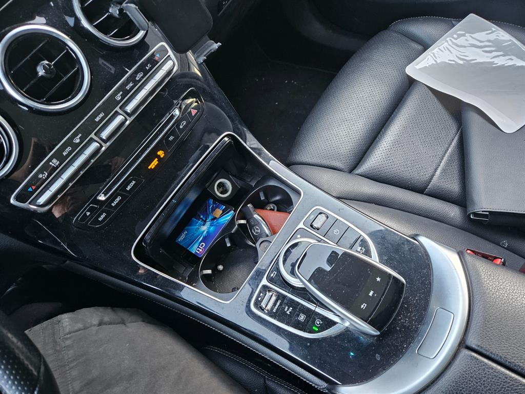 Mercedes Benz GLC Class - Vista 11