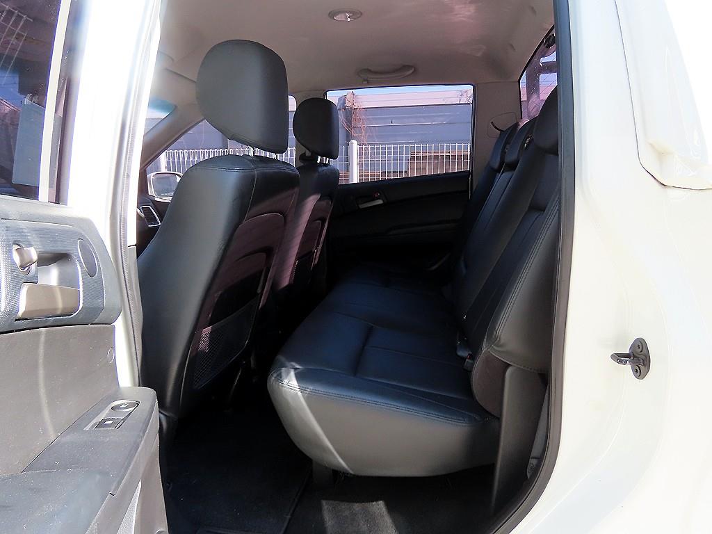 Ssangyong Korando - Vista 6