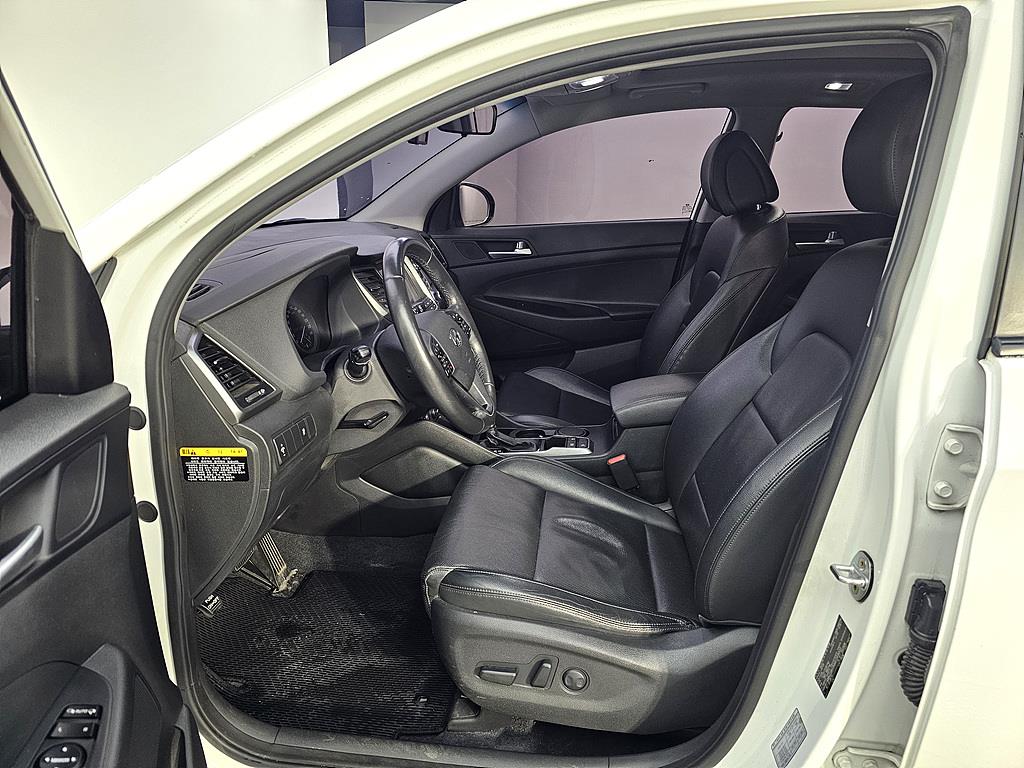 HYUNDAI Tucson - Vista 8