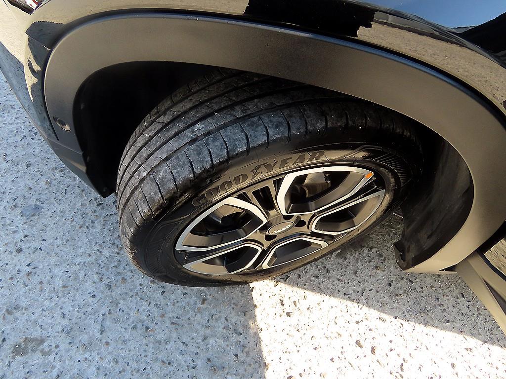 Jeep Avenger 2024 Negro - Importación desde Corea - HF Imports Iquique - Foto 20