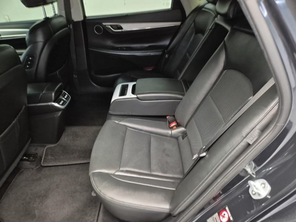 HYUNDAI Grandeur - Vista 12