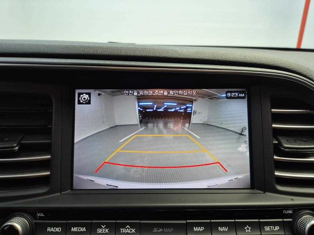 HYUNDAI Avante 2019 Blanco - Importación desde Corea - HF Imports Iquique - Foto 14