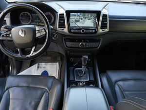 Ssangyong Rexton - Vista 10