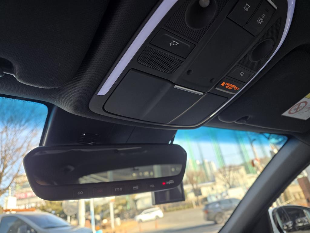 Genesis G70 2021 Blanco - Importación desde Corea - HF Imports Iquique - Foto 15