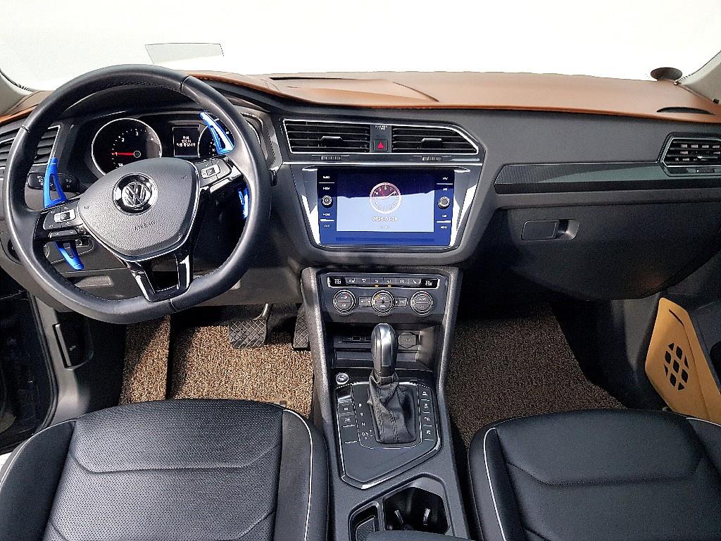 Volkswagen Tiguan - Vista 5