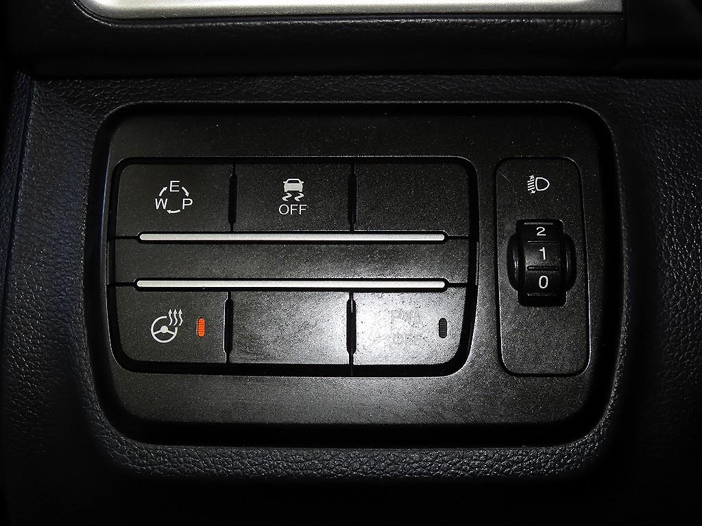 Ssangyong Tivoli 2015 Negro - Importación desde Corea - HF Imports Iquique - Foto 13