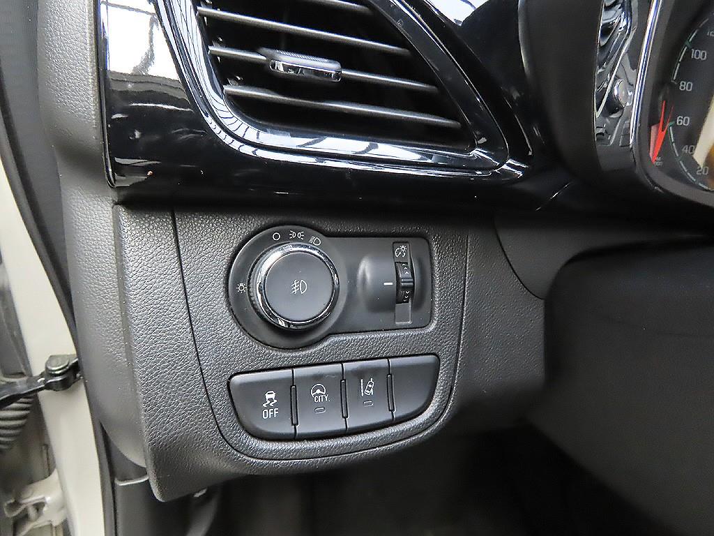 Chevrolet Spark 2018 Blanco - Importación desde Corea - HF Imports Iquique - Foto 13