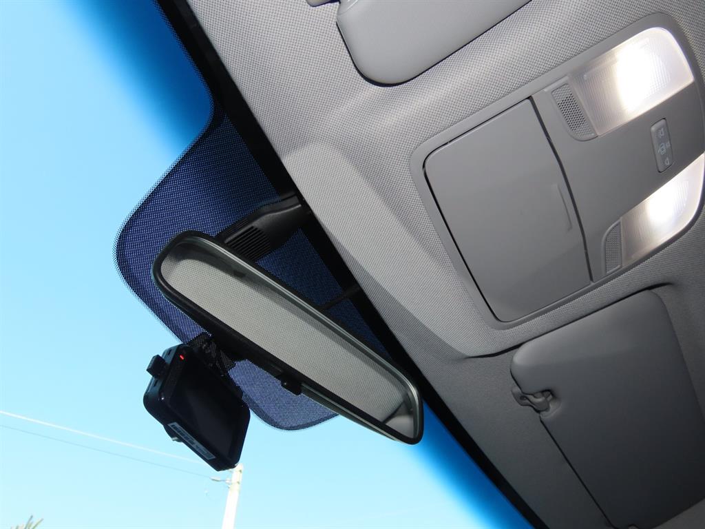 HYUNDAI Avante 2017 Blanco - Importación desde Corea - HF Imports Iquique - Foto 16