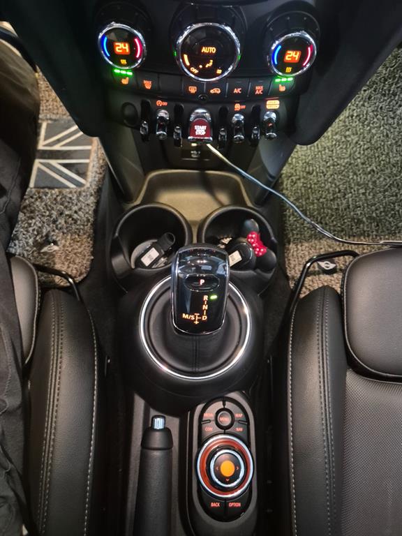 Mini Cooper - Vista 12