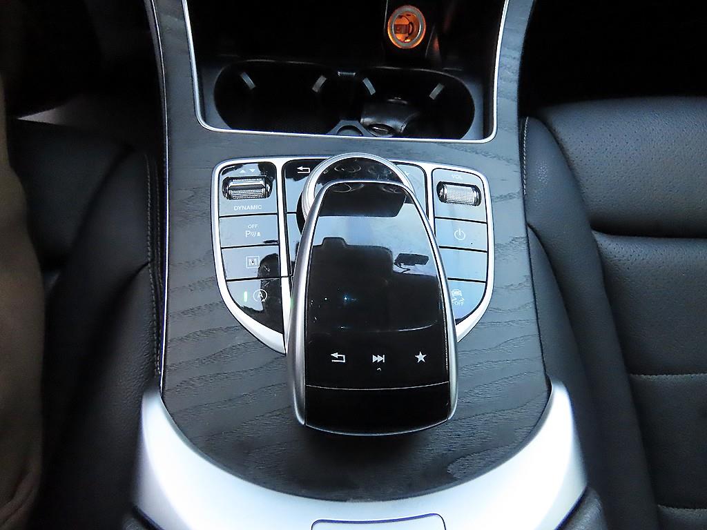 Mercedes Benz GLC Class 2019 Blanco - Importación desde Corea - HF Imports Iquique - Foto 13