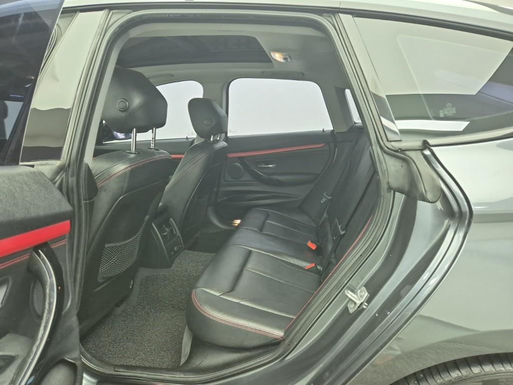 BMW Gran Turismo - Vista 12