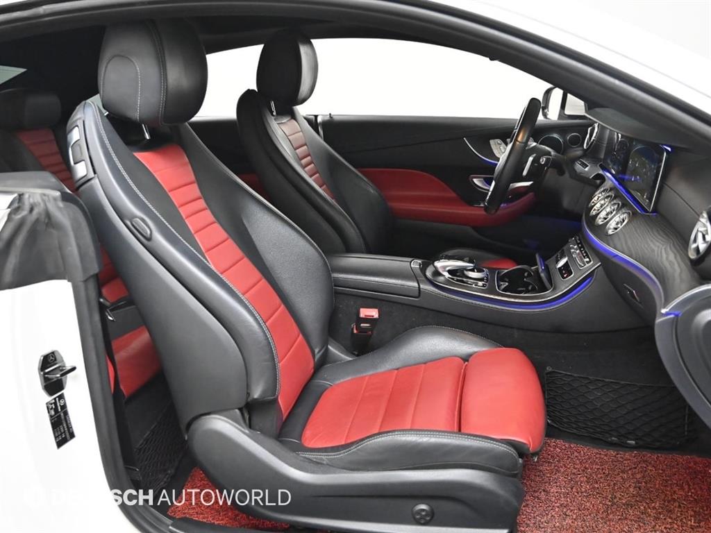 Mercedes Benz E class - Vista 10