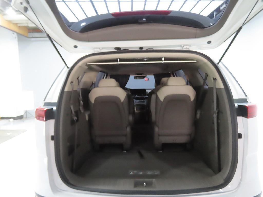 KIA Carnival 2023 Blanco - Importación desde Corea - HF Imports Iquique - Foto 9