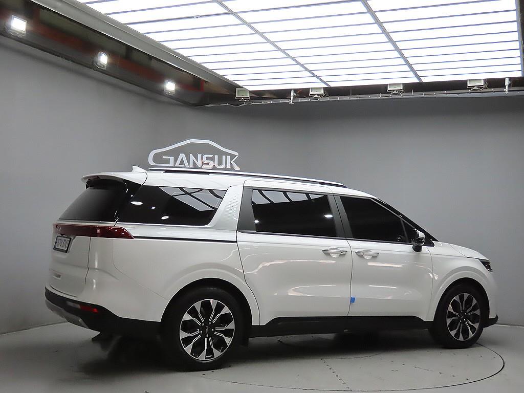 KIA Carnival - Vista 7