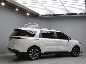 KIA Carnival - Vista 8