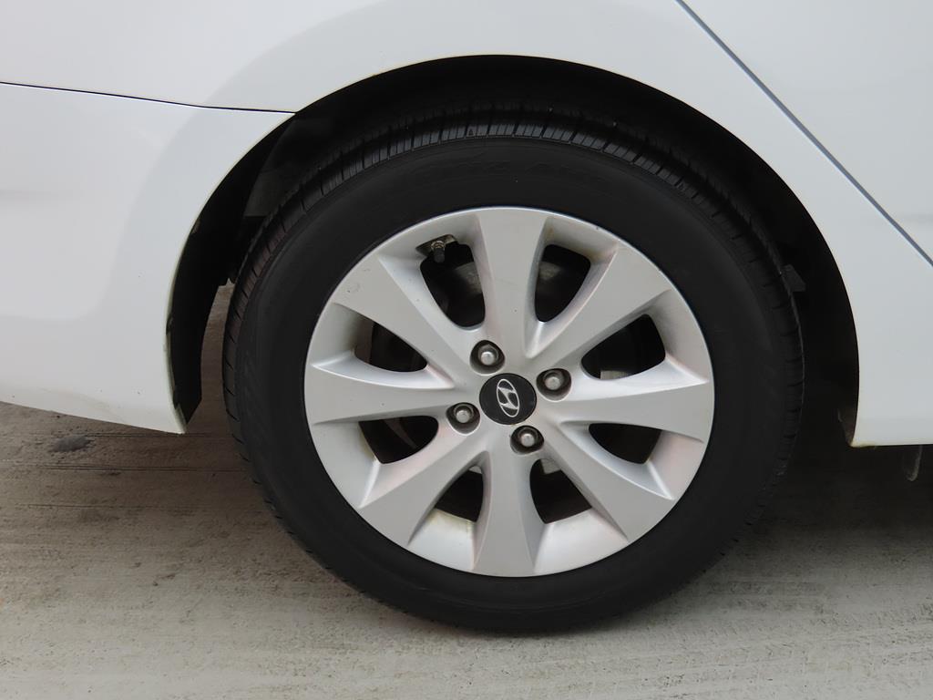 HYUNDAI Accent 2017 Blanco - Importación desde Corea - HF Imports Iquique - Foto 20