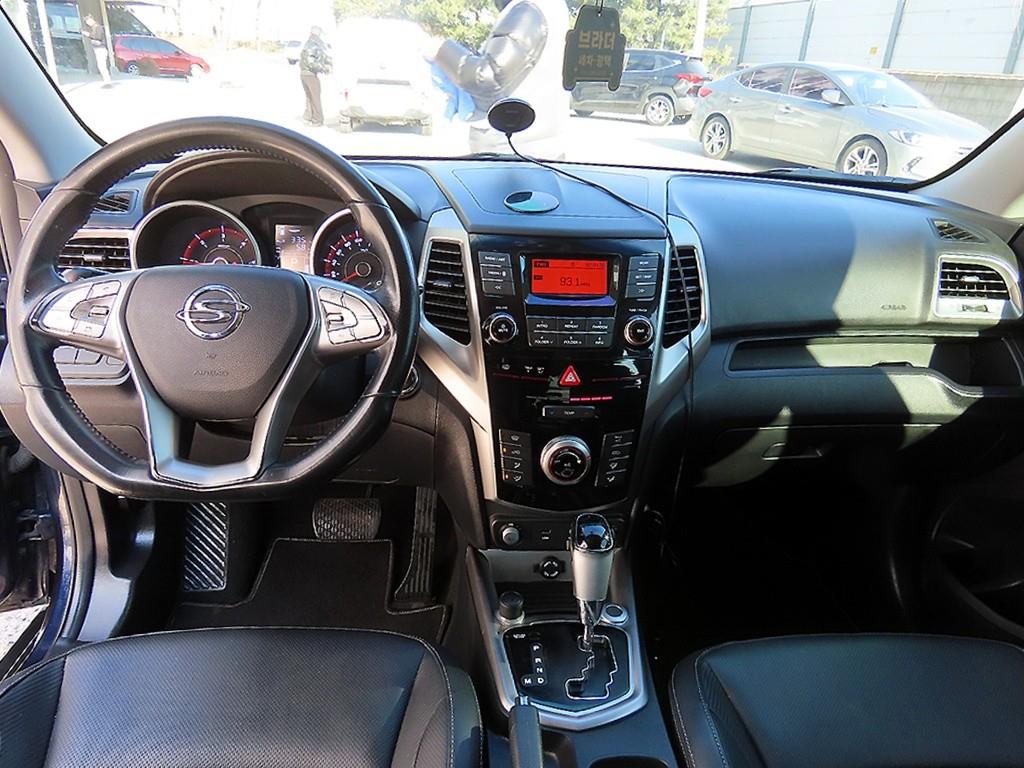 Ssangyong Tivoli - Vista 7