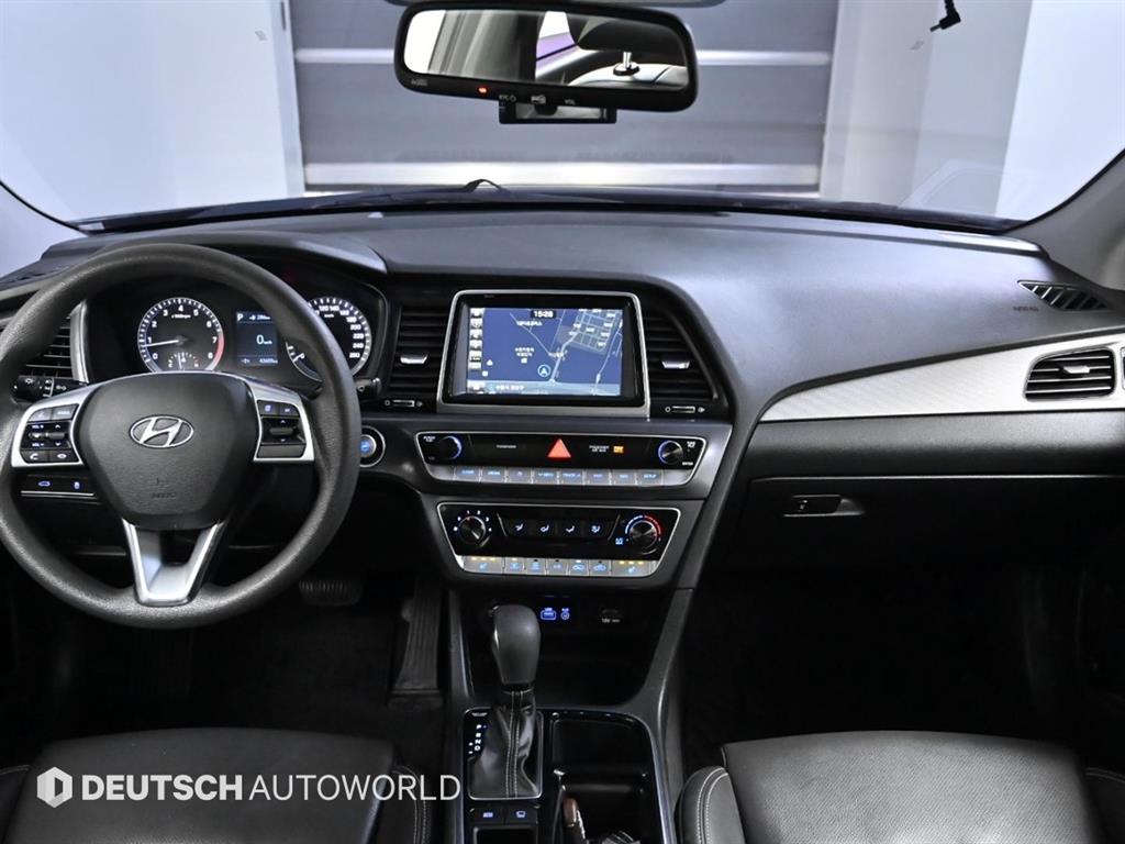 HYUNDAI Sonata - Vista 7