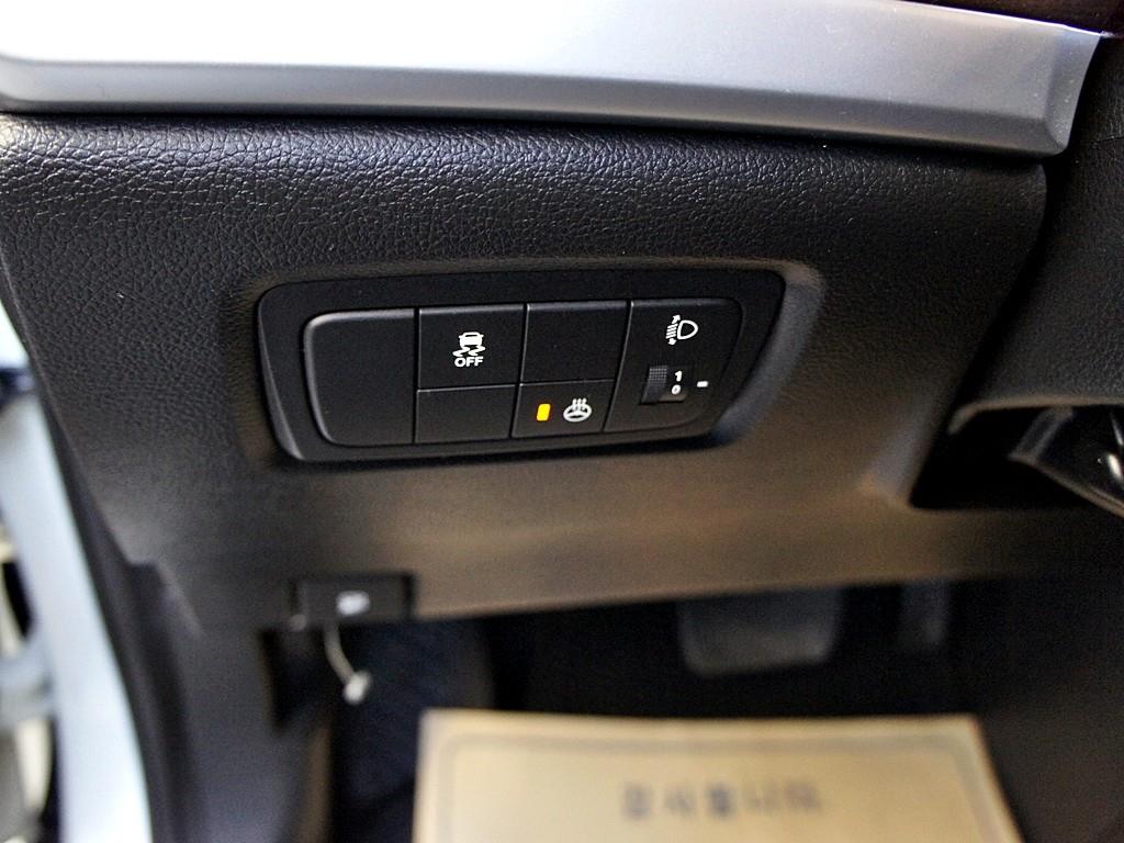 Ssangyong Korando 2015 Blanco - Importación desde Corea - HF Imports Iquique - Foto 13